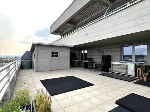 Pronájem bytu 2+kk, Praha - Vysočany, Svatošových, 60 m2