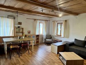 Prodej chalupy, Chřibská, 120 m2