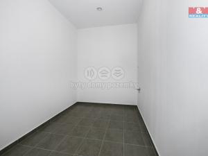 Pronájem bytu 2+kk, Plzeň, Safírová, 66 m2