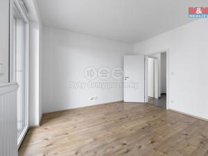 Pronájem bytu 2+kk, Plzeň, Safírová, 45 m2