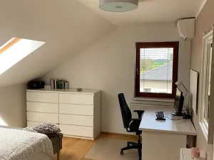 Pronájem rodinného domu, Ohrobec, V sedlištích, 220 m2