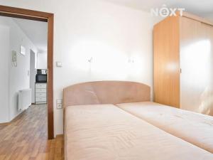 Pronájem bytu 2+1, Žatec, Sládkova, 52 m2