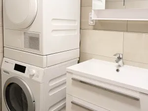 Pronájem bytu 2+kk, Hradec Králové, Pod Svahem, 57 m2