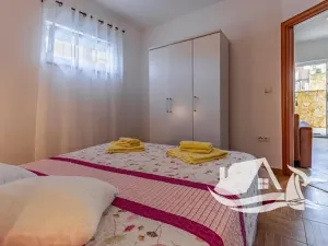 Prodej vícegeneračního domu, Medulin, Chorvatsko, Pošesi, 150 m2