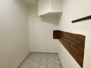 Pronájem obchodního prostoru, Brandýs nad Labem-Stará Boleslav, 60 m2