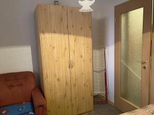 Pronájem bytu 1+1, Praha - Troja, Olštýnská, 43 m2