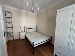 Pronájem bytu 2+1, Praha - Malá Strana, Zámecká, 47 m2