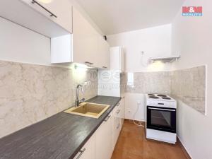 Pronájem bytu 1+kk, Praha, Hornoměcholupská, 32 m2
