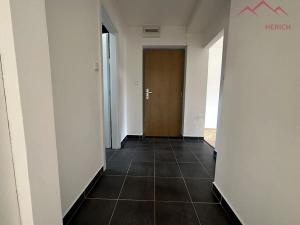 Pronájem bytu 2+1, Chomutov, Mostecká, 52 m2