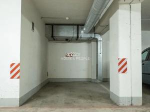 Pronájem garáže, Praha - Prosek, Kytlická, 14 m2