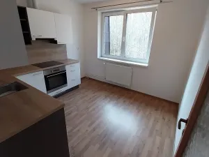 Pronájem bytu 2+1, Kunčice nad Labem, 60 m2