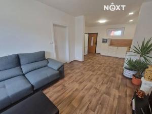 Pronájem rodinného domu, Komořany, 94 m2