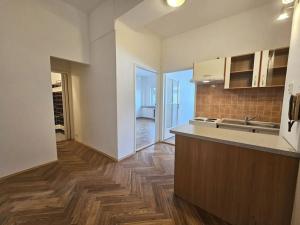 Pronájem bytu 2+1, Praha - Vinohrady, Řipská, 45 m2