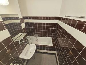 Pronájem bytu 2+1, Praha - Vinohrady, Řipská, 45 m2