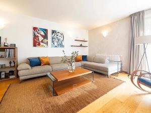 Prodej rodinného domu, Praha - Lipence, U lip, 280 m2