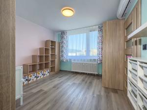 Prodej bytu 3+1, Chomutov, Kundratická, 68 m2
