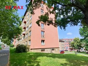 Pronájem bytu 2+kk, Praha - Žižkov, Hartigova, 36 m2