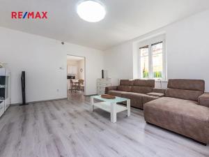 Prodej rodinného domu, Praha - Ruzyně, Sadová, 200 m2
