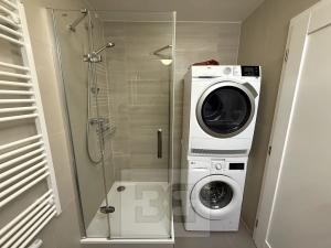 Pronájem bytu 2+kk, Praha - Modřany, Na Komořsku, 59 m2