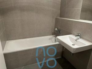 Pronájem bytu 1+kk, Praha - Ruzyně, Drnovská, 34 m2