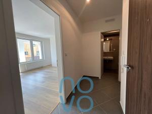 Pronájem bytu 1+kk, Praha - Ruzyně, Drnovská, 34 m2
