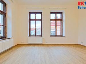 Pronájem bytu 1+kk, Český Brod, nám. Arnošta z Pardubic, 39 m2