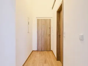 Pronájem bytu 1+kk, Český Brod, nám. Arnošta z Pardubic, 39 m2