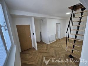 Prodej bytu 3+kk, Praha - Kobylisy, Ořechová, 111 m2