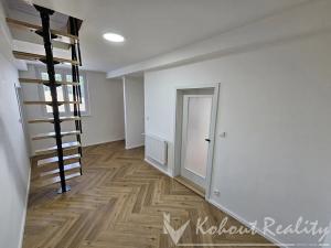 Prodej bytu 3+kk, Praha - Kobylisy, Ořechová, 111 m2