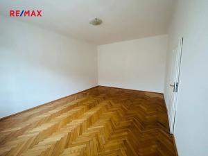 Pronájem bytu 1+1, Praha - Smíchov, Na Plzeňce, 43 m2