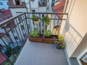 Pronájem bytu 3+kk, Praha - Nusle, náměstí Bratří Synků, 73 m2