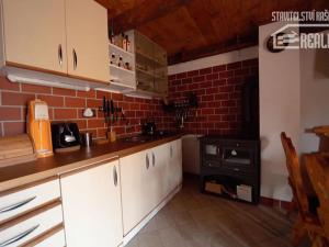 Prodej chaty, Holice, 31 m2