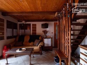 Prodej chaty, Holice, 31 m2