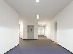 Pronájem bytu 1+kk, Praha - Hostivař, Hornoměcholupská, 26 m2