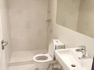 Pronájem bytu 1+kk, Praha - Vysočany, Poděbradská, 27 m2