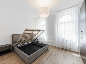 Prodej bytu 3+kk, Praha - Smíchov, Kmochova, 70 m2