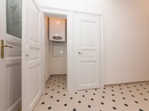 Pronájem bytu 2+1, Praha - Vinohrady, Perunova, 70 m2