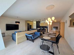 Pronájem bytu 3+kk, Praha - Smíchov, Gabrielská, 138 m2