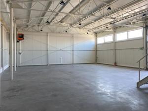 Pronájem skladu, Praha - Horní Počernice, Bystrá, 276 m2