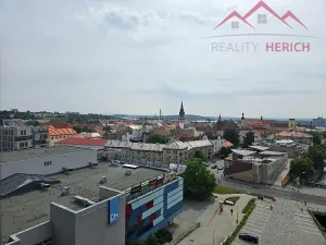 Pronájem bytu 1+kk, Chomutov, Žižkovo náměstí, 26 m2
