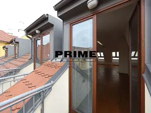Pronájem kanceláře, Praha - Smíchov, Štefánikova, 129 m2