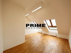 Pronájem kanceláře, Praha - Smíchov, Štefánikova, 129 m2