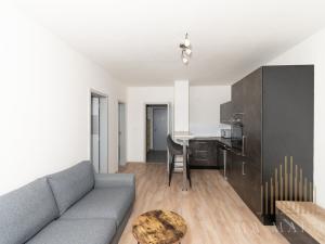 Pronájem bytu 2+kk, Praha - Modřany, Daškova, 41 m2