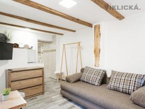 Prodej ubytování, Hlohovec, Hlavní, 1 m2