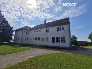 Prodej výrobních prostor, Třeboň, Sídliště, 2921 m2