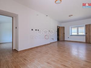 Prodej rodinného domu, Holasovice - Kamenec, 90 m2