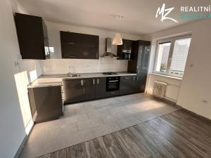 Pronájem bytu 2+kk, Přerov - Přerov I-Město, tř. Gen. Janouška, 58 m2
