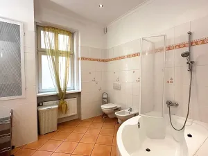 Prodej bytu 2+1, Karlovy Vary, I. P. Pavlova, 64 m2