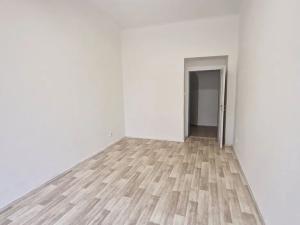 Pronájem bytu 3+1, Plzeň, Mikulášské náměstí, 100 m2