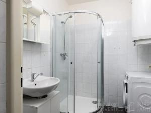 Pronájem bytu 2+1, Praha - Smíchov, Preslova, 55 m2